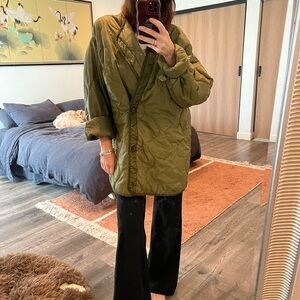 UNISEX VINTAGE MILITARY LINER WITH ADDED BUTTON CLOSURE